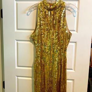 Woman’s sequined short party dress